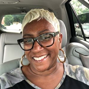 Meet your Posher, Serena